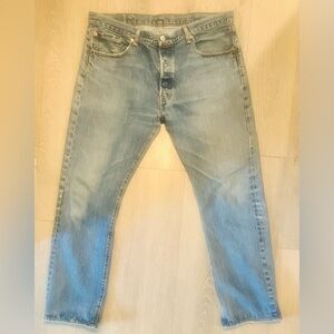Levi’s 501 Straight Leg Jeans